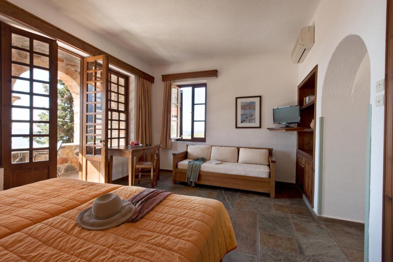 Kalamitsi Hotel Kardamyli Zewnętrze zdjęcie
